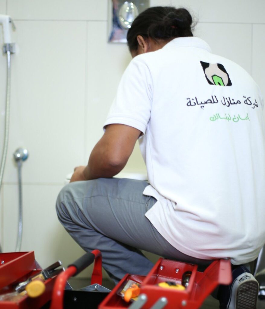 كشف تسربات المياه بدون تكسير